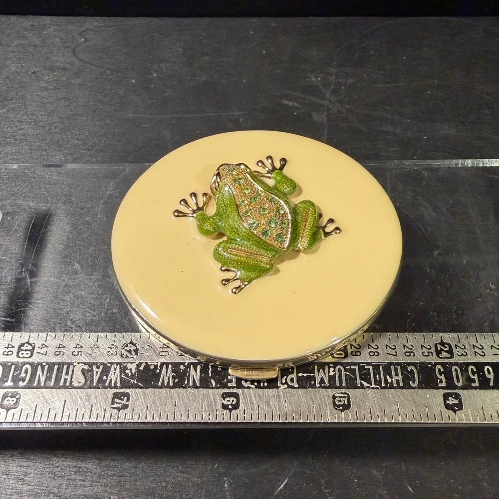 Saks Fifth Avenue Vintage Frog Compact Mirror Green Enamel Crystal Cream Gold